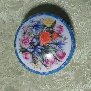 Waltz of the Flowers, Music box Floral